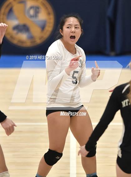 Thumbnail 3 in Mt. Madonna vs. University (CIF State D5 Final) photogallery.