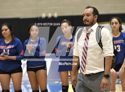 Thumbnail 3 in Mt. Madonna vs. University (CIF State D5 Final) photogallery.