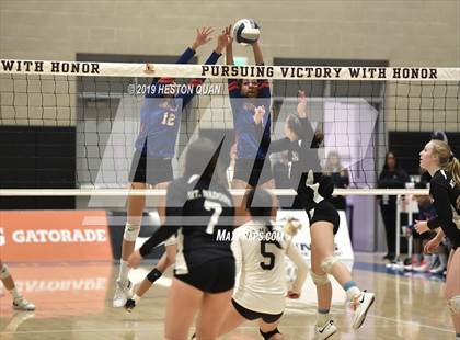 Thumbnail 3 in Mt. Madonna vs. University (CIF State D5 Final) photogallery.