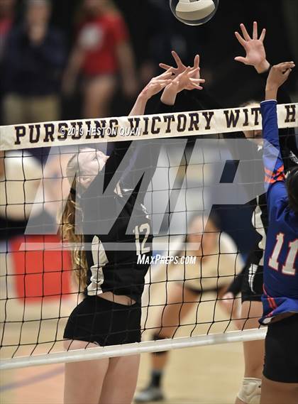 Thumbnail 1 in Mt. Madonna vs. University (CIF State D5 Final) photogallery.