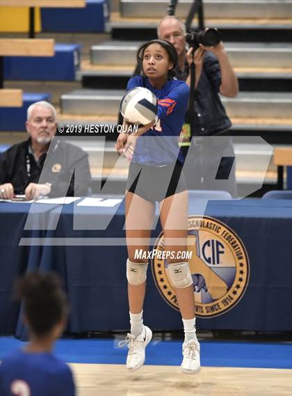 Thumbnail 1 in Mt. Madonna vs. University (CIF State D5 Final) photogallery.