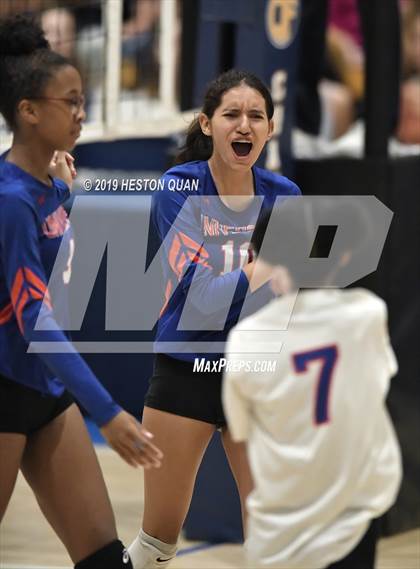 Thumbnail 3 in Mt. Madonna vs. University (CIF State D5 Final) photogallery.
