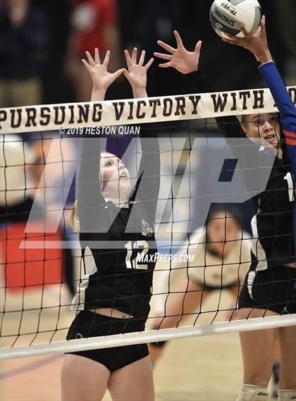 Thumbnail 3 in Mt. Madonna vs. University (CIF State D5 Final) photogallery.