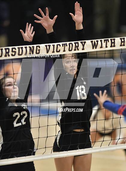 Thumbnail 3 in Mt. Madonna vs. University (CIF State D5 Final) photogallery.
