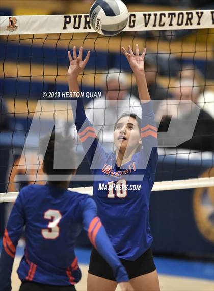Thumbnail 3 in Mt. Madonna vs. University (CIF State D5 Final) photogallery.