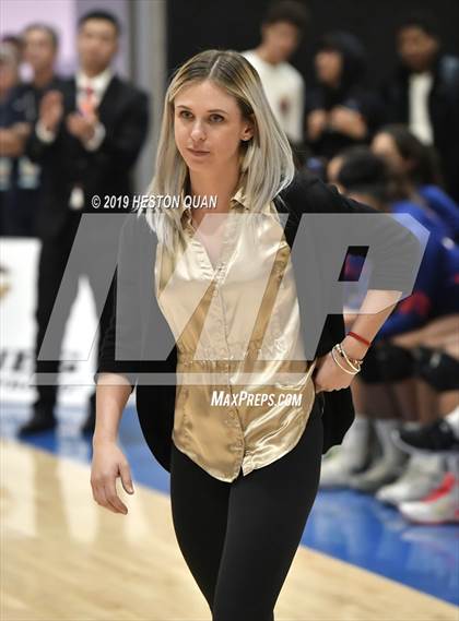 Thumbnail 1 in Mt. Madonna vs. University (CIF State D5 Final) photogallery.