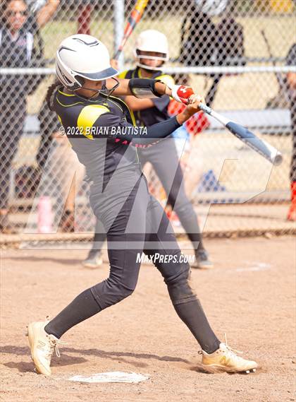 Thumbnail 2 in Radford @ Nanakuli photogallery.
