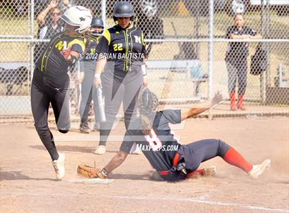 Thumbnail 3 in Radford @ Nanakuli photogallery.