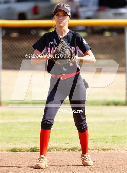 Thumbnail 1 in Radford @ Nanakuli photogallery.