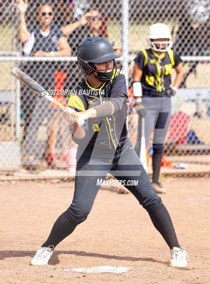 Thumbnail 3 in Radford @ Nanakuli photogallery.
