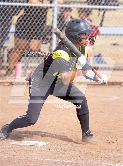 Thumbnail 1 in Radford @ Nanakuli photogallery.