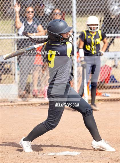 Thumbnail 1 in Radford @ Nanakuli photogallery.