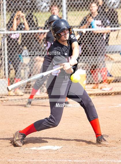 Thumbnail 1 in Radford @ Nanakuli photogallery.