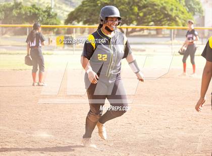 Thumbnail 1 in Radford @ Nanakuli photogallery.