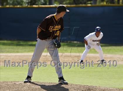 Thumbnail 2 in El Camino @ Carlsbad photogallery.