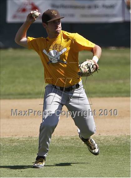 Thumbnail 1 in El Camino @ Carlsbad photogallery.