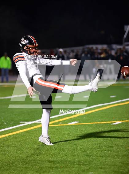 Thumbnail 2 in Los Gatos vs. Saint Francis (CIFCCS D1 Final) photogallery.