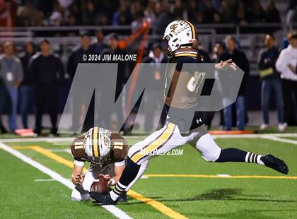 Thumbnail 3 in Los Gatos vs. Saint Francis (CIFCCS D1 Final) photogallery.