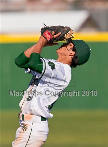 Thumbnail 2 in Friendswood vs Mayde Creek (Alvin Tournament) photogallery.