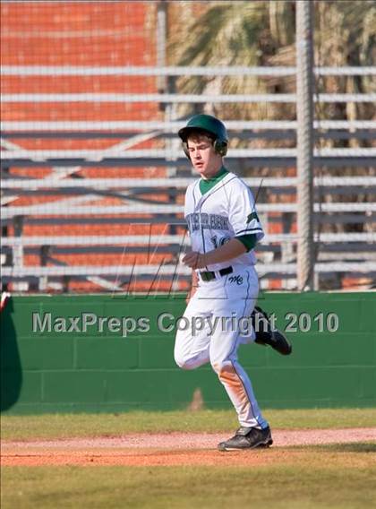 Thumbnail 2 in Friendswood vs Mayde Creek (Alvin Tournament) photogallery.