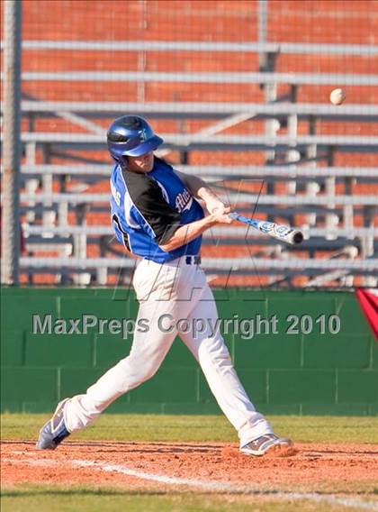 Thumbnail 3 in Friendswood vs Mayde Creek (Alvin Tournament) photogallery.