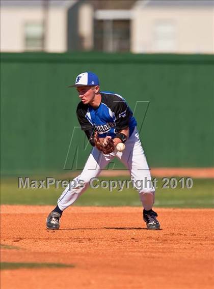 Thumbnail 2 in Friendswood vs Mayde Creek (Alvin Tournament) photogallery.
