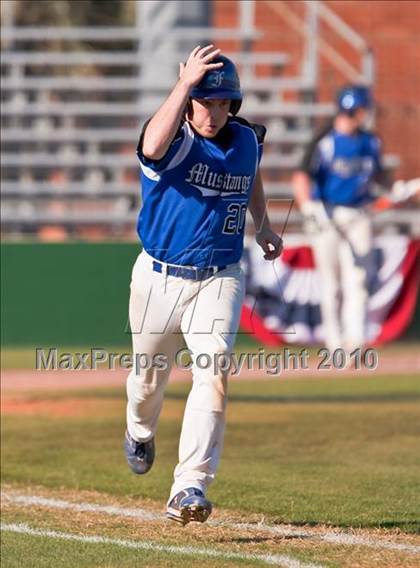 Thumbnail 2 in Friendswood vs Mayde Creek (Alvin Tournament) photogallery.