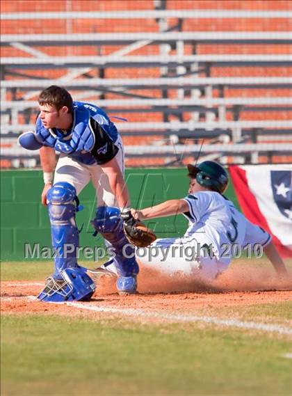 Thumbnail 1 in Friendswood vs Mayde Creek (Alvin Tournament) photogallery.