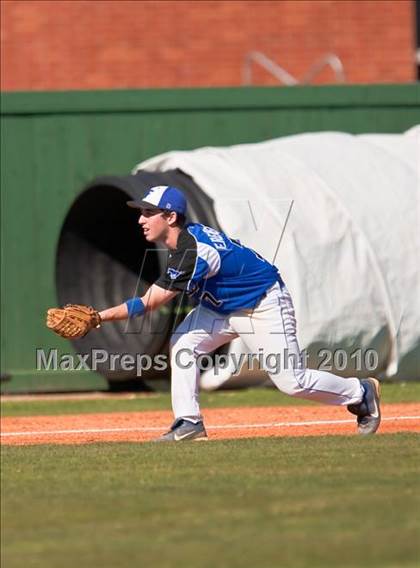 Thumbnail 1 in Friendswood vs Mayde Creek (Alvin Tournament) photogallery.