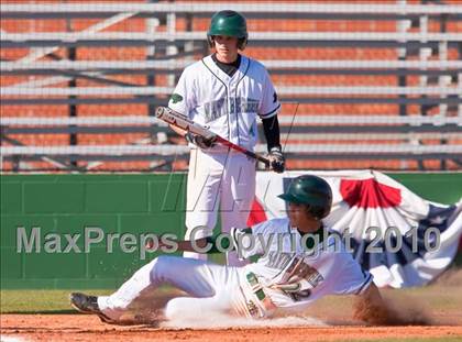 Thumbnail 3 in Friendswood vs Mayde Creek (Alvin Tournament) photogallery.