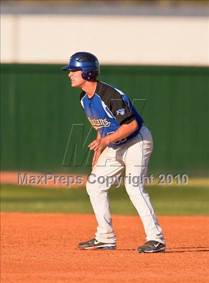 Thumbnail 3 in Friendswood vs Mayde Creek (Alvin Tournament) photogallery.