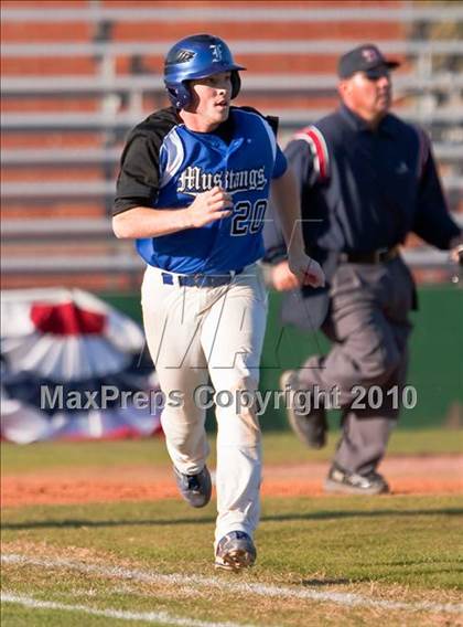 Thumbnail 1 in Friendswood vs Mayde Creek (Alvin Tournament) photogallery.