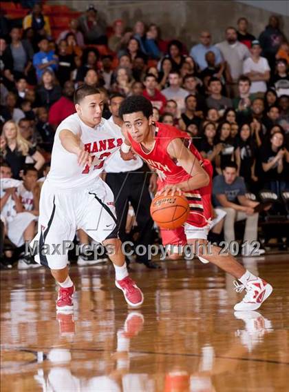 Thumbnail 3 in South Grand Prairie vs. Hanks (5A Region 1 Semi Final) photogallery.