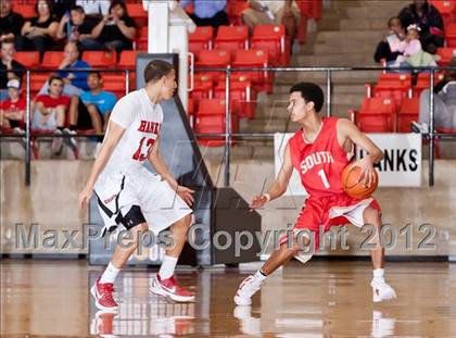 Thumbnail 2 in South Grand Prairie vs. Hanks (5A Region 1 Semi Final) photogallery.