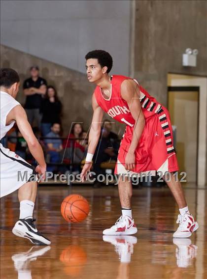Thumbnail 3 in South Grand Prairie vs. Hanks (5A Region 1 Semi Final) photogallery.