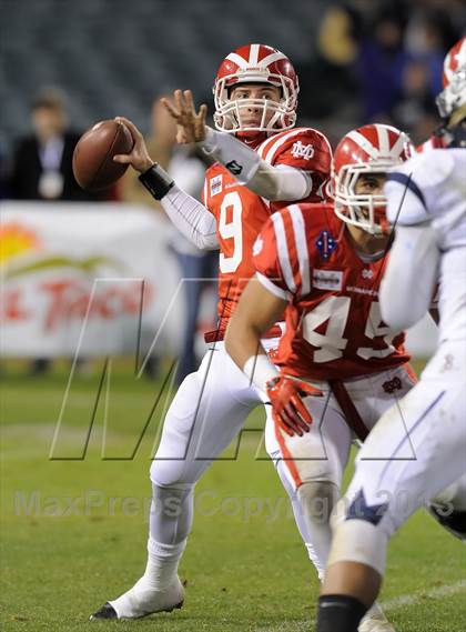 Thumbnail 2 in St. John Bosco vs. Mater Dei (CIF SS Pac-5 Division Final) photogallery.