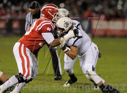 Thumbnail 2 in St. John Bosco vs. Mater Dei (CIF SS Pac-5 Division Final) photogallery.