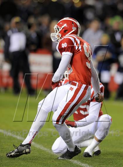 Thumbnail 2 in St. John Bosco vs. Mater Dei (CIF SS Pac-5 Division Final) photogallery.