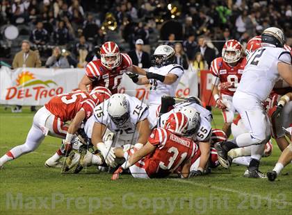 Thumbnail 2 in St. John Bosco vs. Mater Dei (CIF SS Pac-5 Division Final) photogallery.