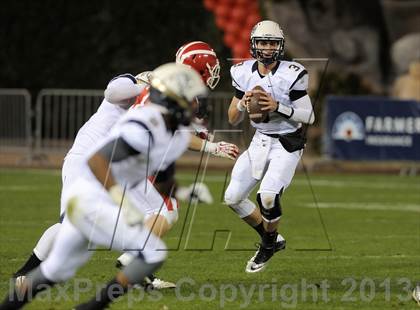 Thumbnail 2 in St. John Bosco vs. Mater Dei (CIF SS Pac-5 Division Final) photogallery.