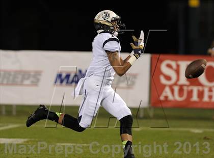 Thumbnail 3 in St. John Bosco vs. Mater Dei (CIF SS Pac-5 Division Final) photogallery.