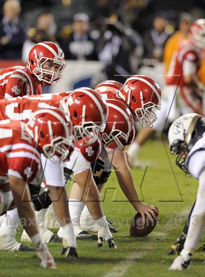 Thumbnail 1 in St. John Bosco vs. Mater Dei (CIF SS Pac-5 Division Final) photogallery.