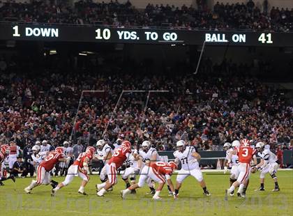 Thumbnail 2 in St. John Bosco vs. Mater Dei (CIF SS Pac-5 Division Final) photogallery.