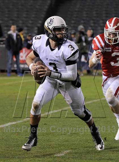Thumbnail 1 in St. John Bosco vs. Mater Dei (CIF SS Pac-5 Division Final) photogallery.