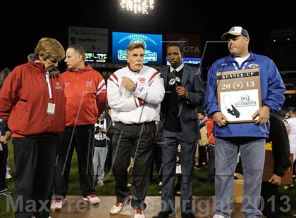Thumbnail 2 in St. John Bosco vs. Mater Dei (CIF SS Pac-5 Division Final) photogallery.