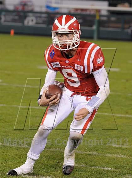 Thumbnail 3 in St. John Bosco vs. Mater Dei (CIF SS Pac-5 Division Final) photogallery.