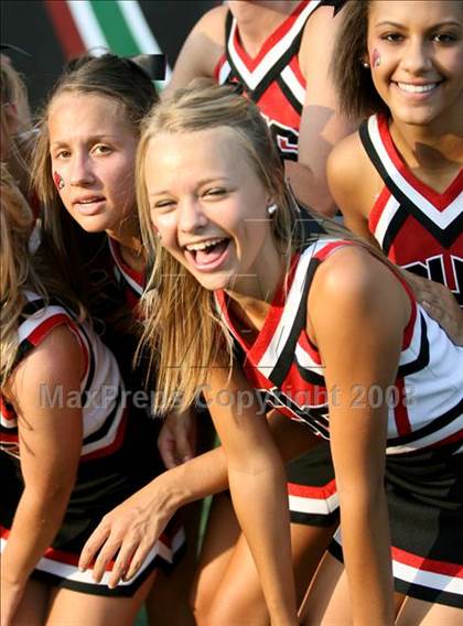 Thumbnail 2 in Colerain vs. McKeesport (Kirk Herbstreit Varsity Football Series) photogallery.
