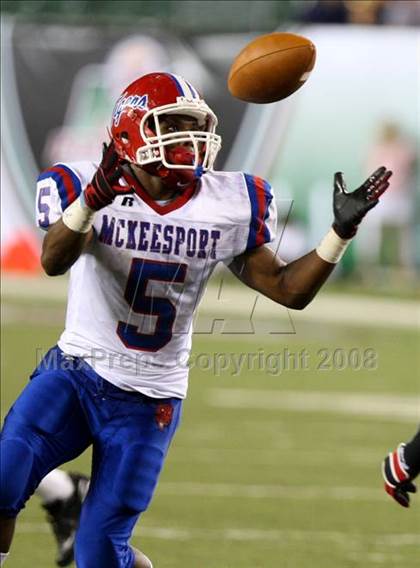 Thumbnail 3 in Colerain vs. McKeesport (Kirk Herbstreit Varsity Football Series) photogallery.