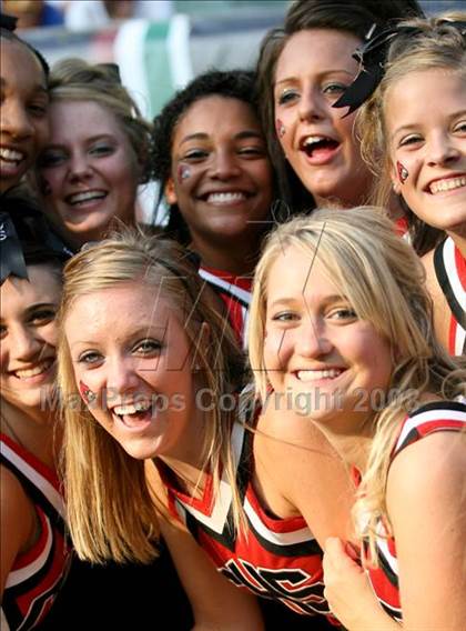 Thumbnail 1 in Colerain vs. McKeesport (Kirk Herbstreit Varsity Football Series) photogallery.