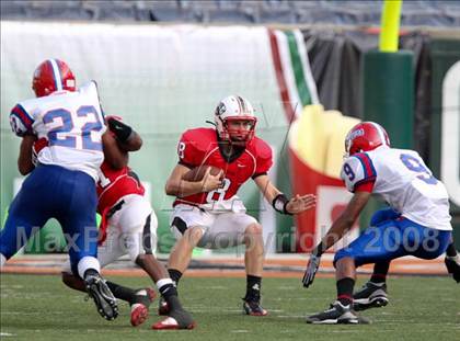Thumbnail 3 in Colerain vs. McKeesport (Kirk Herbstreit Varsity Football Series) photogallery.